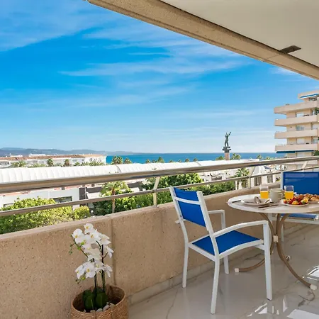 Vistas Al Mar En El Centro De Puerto Banus 3 4h Apartamento