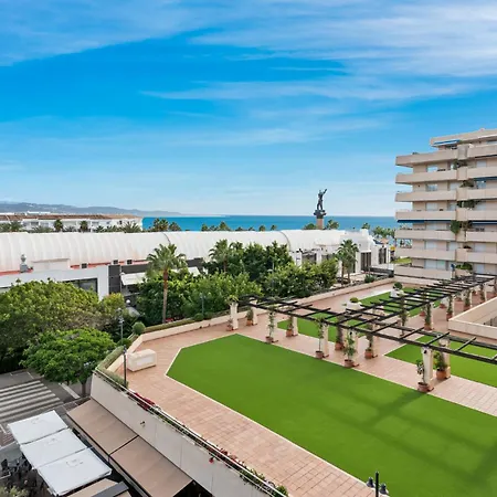 Apartamento Vistas Al Mar En El Centro De Puerto Banus 3 4h *