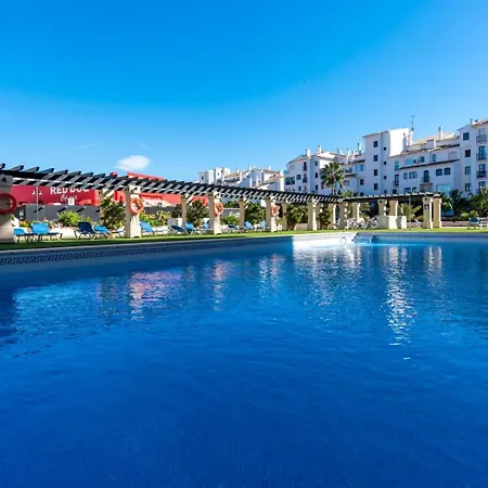Vistas Al Mar En El Centro De Puerto Banus 3 4h Apartamento Marbella